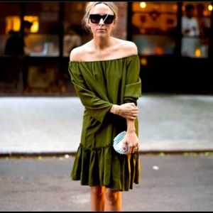 OFF THE SHOULDER FLOUNCE SILK DRESS